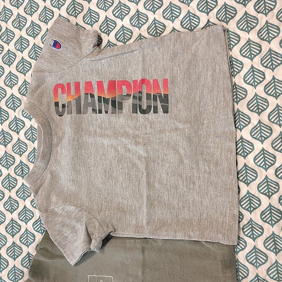 Bundle Of Kids Short Sets Size 3 To 6 Months Champion And Carter's - Picture 7 of 9